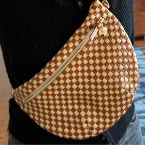 Clare V. Woven Tan and Cream Grande Fanny